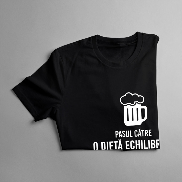 Pasul către o dietă echilibrată: o halbă de bere în ambele mâini - tricou bărbătesc cu imprimeu