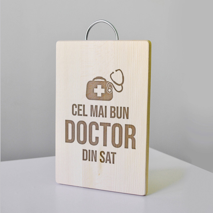 Cel mai bun doctor din sat - Tocător cu gravură
