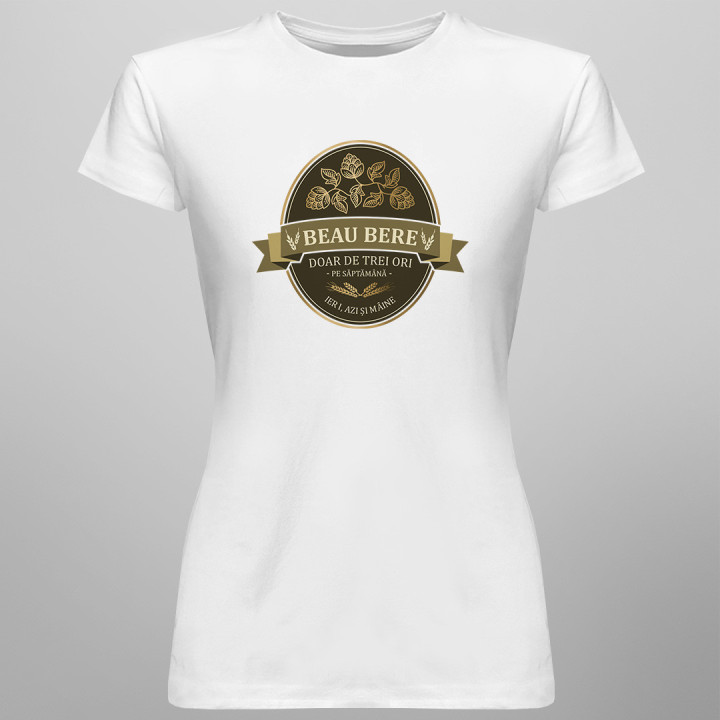 În a opta zi a fost făcut pompierul - T-shirt pentru femei cu imprimeu