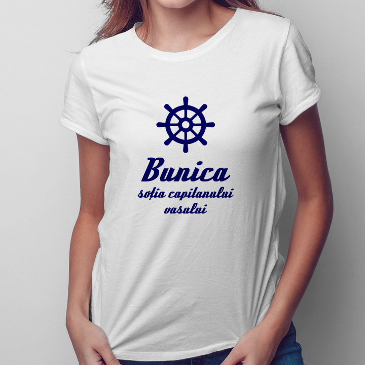 Bunica - soția capitanului vasului  - T-shirt pentru femei cu imprimeu