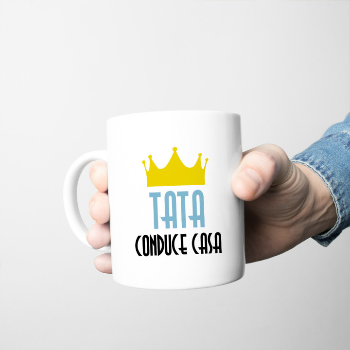 Tata conduce casa - cană