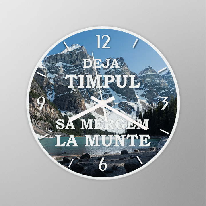 Deja timpul să mergem la munte - ceas de sticlă cu imprimeu