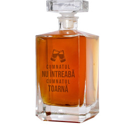 Cumnatul nu întreabă, cumnatul toarnă - carafă pentru cadou