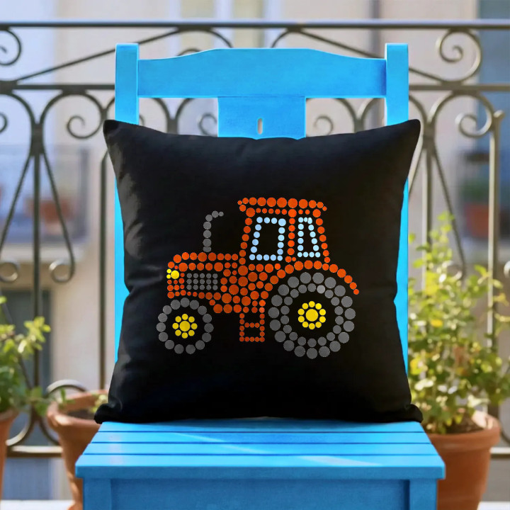 Tractor din puncte - ziua punctului - pernă neagră pentru cadou
