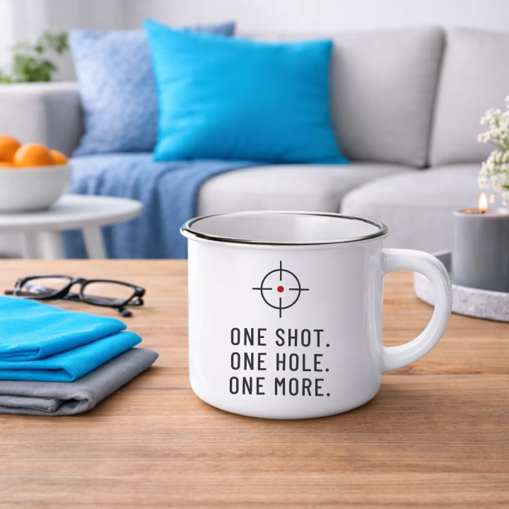 One shot. One hole. One more. - cană emailată pentru pasionații de tir