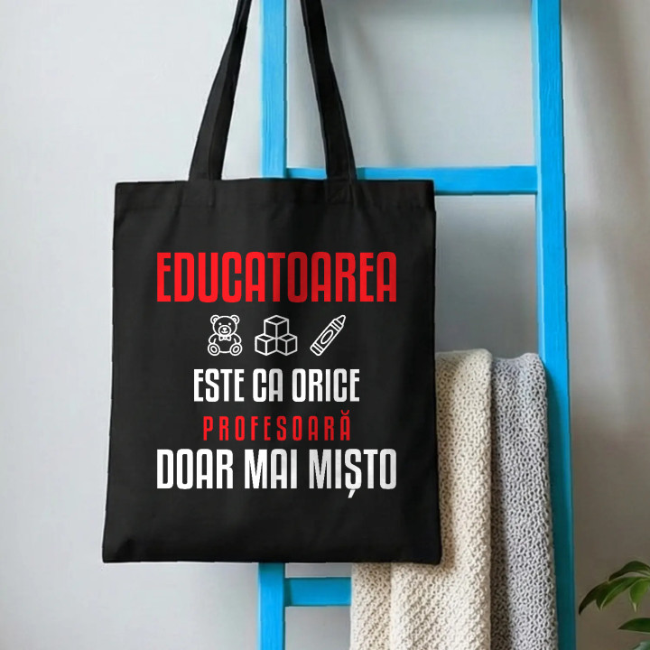 Educatoarea este ca orice profesoară, doar mai mișto - sacoșă pentru profesoară