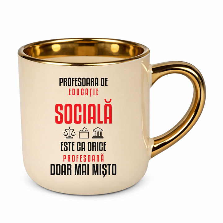 Profesoara de educație socială este ca orice profesoară, doar mai mișto - cană elegantă pentru profesoară
