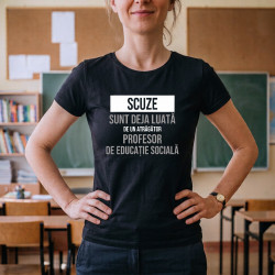 Scuze, sunt deja luată de un atrăgător profesor de educație socială - tricou de damă cu imprimeu