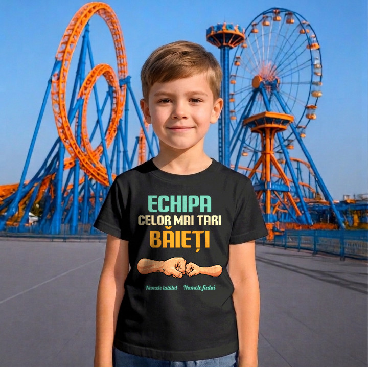 Echipa celor mai tari băieți - tată și fiu cu nume - tricou pentru copii personalizat