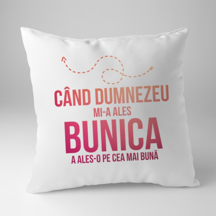 Când Dumnezeu mi-a ales bunica, a ales-o pe cea mai bună - perna