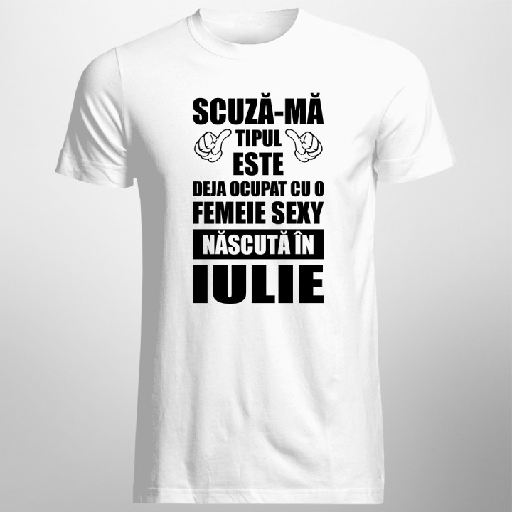 Scuză-mă, tipul ăsta este deja ocupat cu o fată sexy născută în iulie
